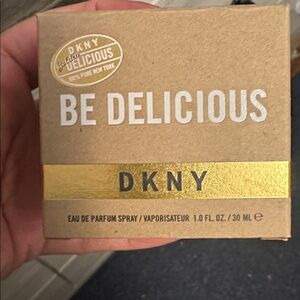 Dkny